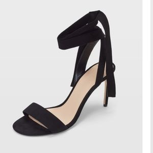 NWT Club Monaco Corla Sandal